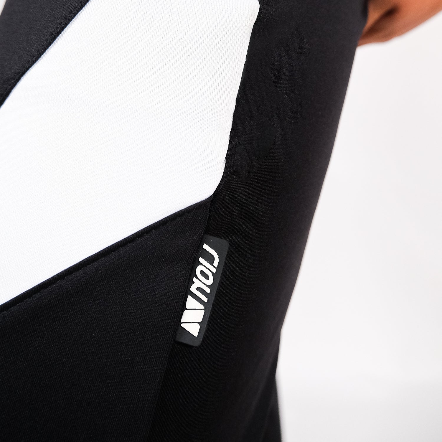 NOIJ Longpants Celana Panjang  Core Series Black-White